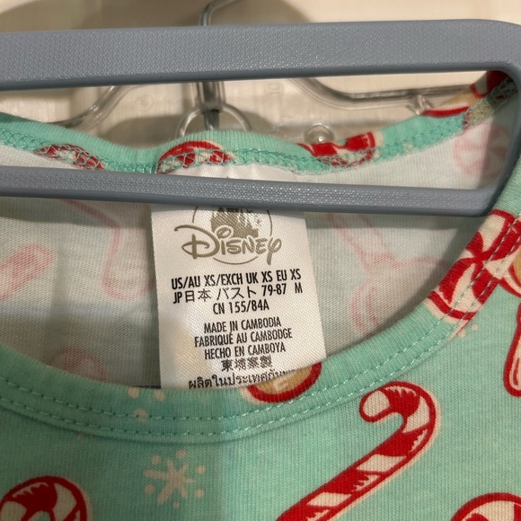 Disney Mickey Mouse Holiday Treats pajamas Sleepwear  Womens size xs - Picture 3 of 3